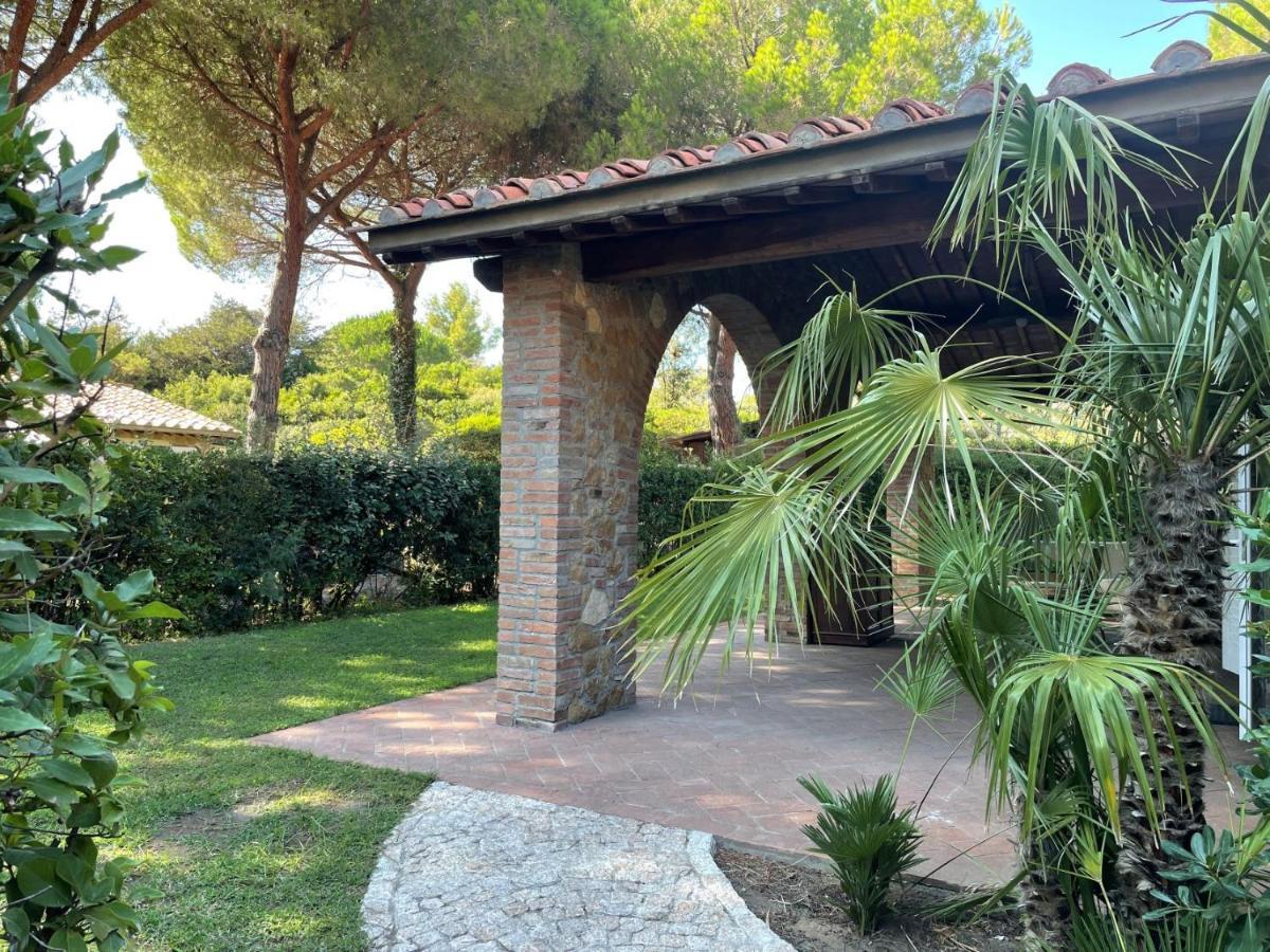 Villaggio I Sorbizzi Marina Di Bibbona Exterior foto